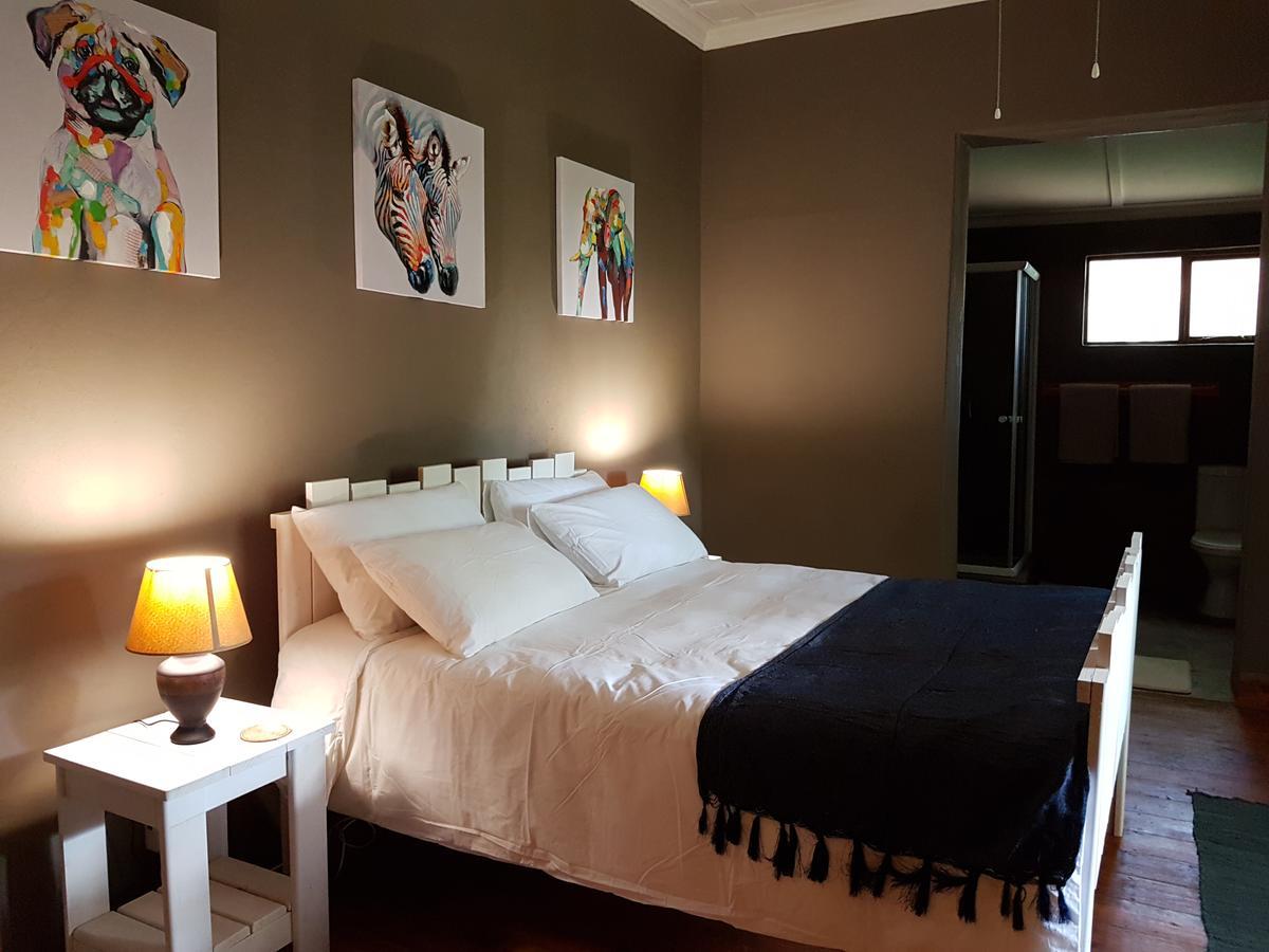 86 On Langenhoven Bed & Breakfast Oudtshoorn Bagian luar foto